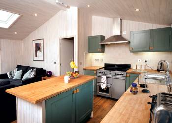 Fritton Lake Woodland Lodges