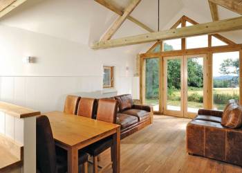 Saxon Maybank Lodges