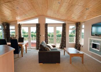Athelington Hall Farm Lodges