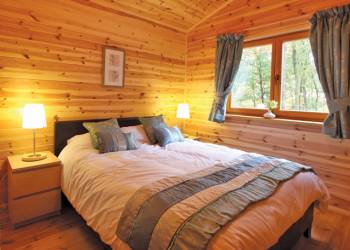 Woodland Park Lodges