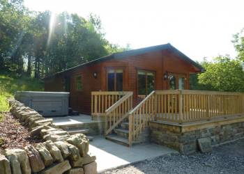 Charlesworth Lodges