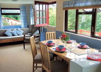 Grattons Cedar Lodges