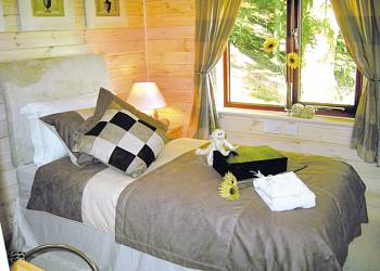 Astbury Falls Lodges