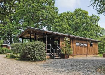 Click here for more about Oak Lodge